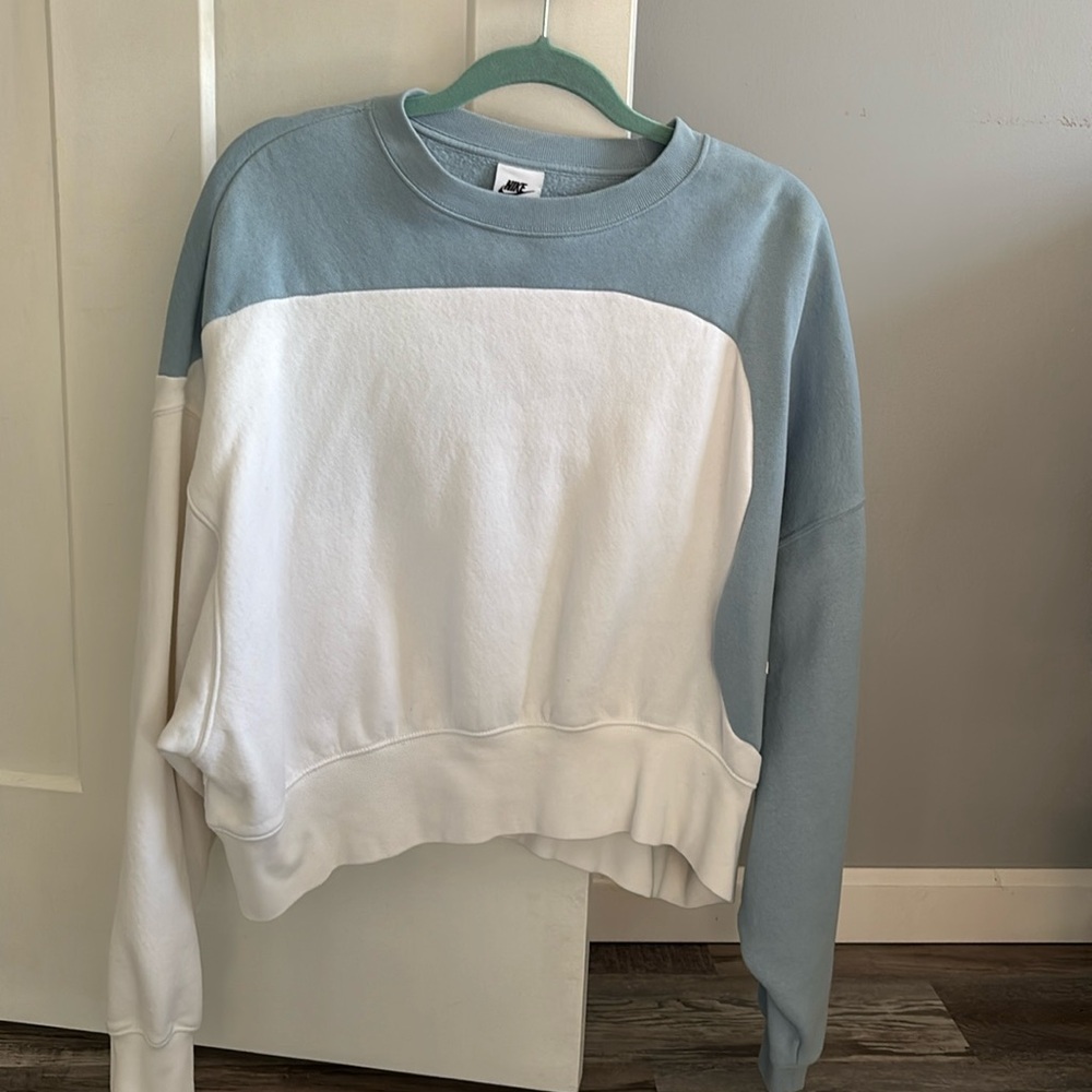 Nike pullover
